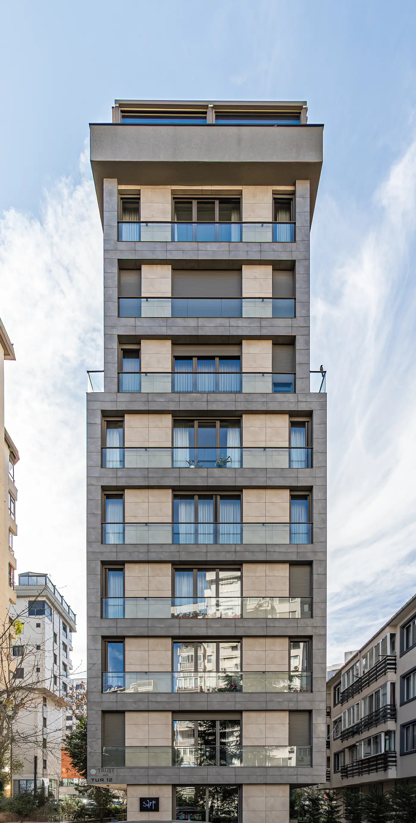 Tur Apartmanı